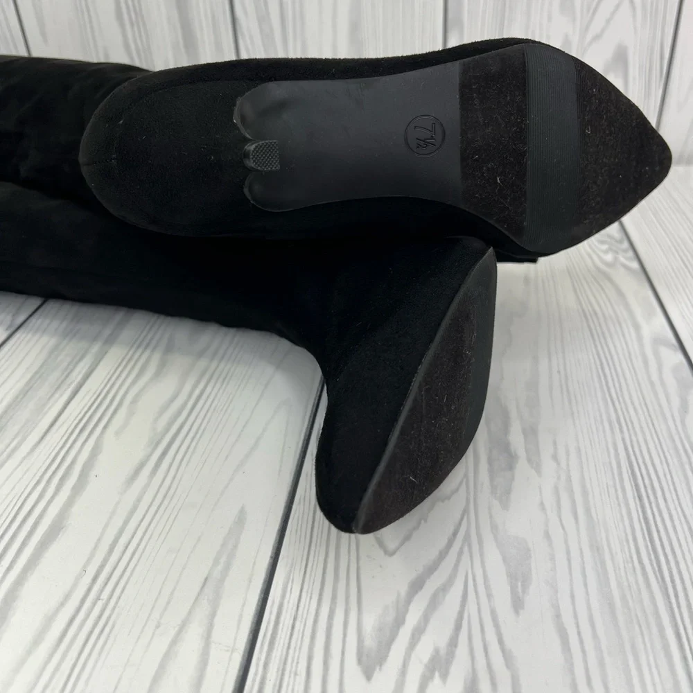 Elegant Black Knee-High Women's Boots